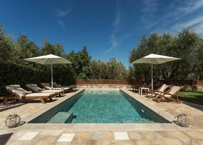 Vila Joya Luxury Villas Kypseli