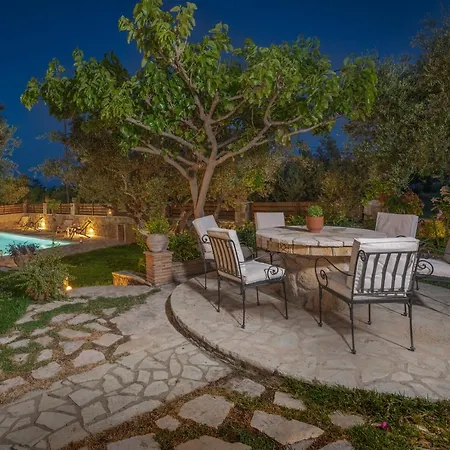 Joya Luxury Villas Kypseli