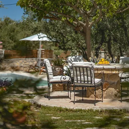 Joya Luxury Villas * Kypseli