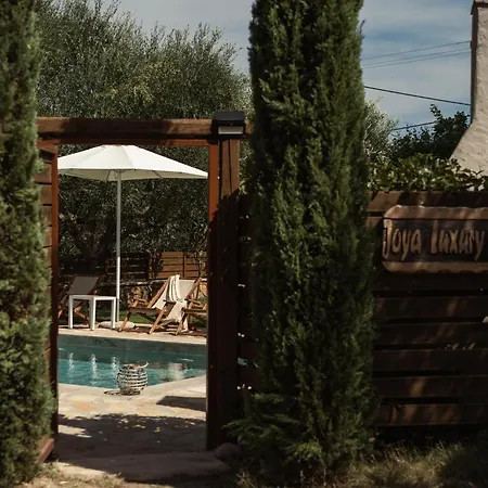 Joya Luxury Villa Kypseli