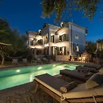 Villa Joya Luxury *